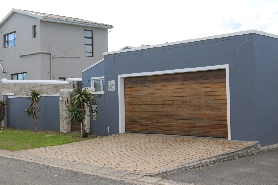 To Let 3 Bedroom Property for Rent in Kommetjie Western Cape